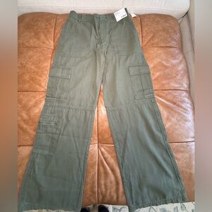 Aeropostale Green Cargo Pants